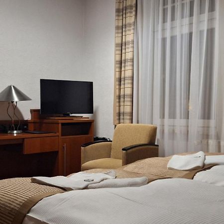 Hotel Boizenburger Hof Bagian luar foto