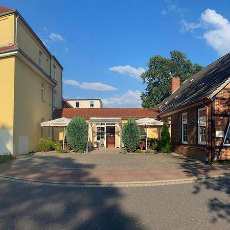 Hotel Boizenburger Hof Bagian luar foto