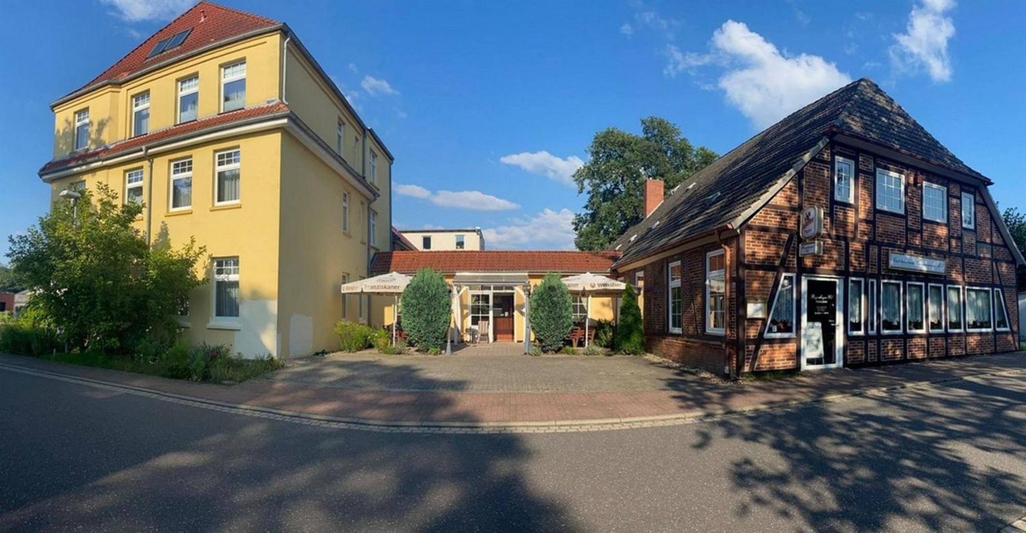 Hotel Boizenburger Hof Bagian luar foto